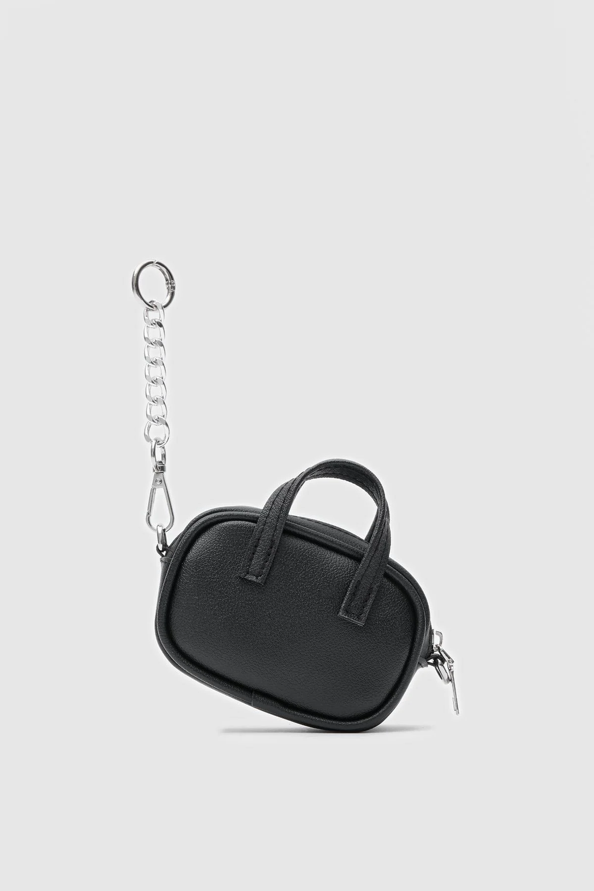 60CA8E5A-5011-2BD2-5BAF-0F88B97F8AB3